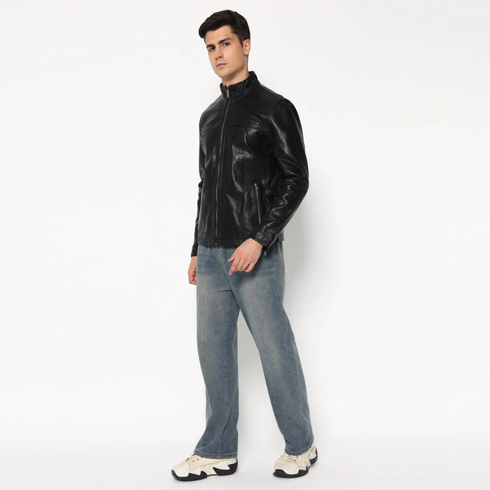 Men’s Sleek Black Leather Jacket – Bild 3